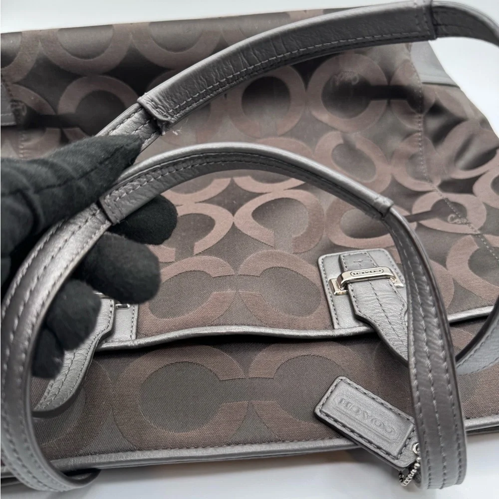 Coach Taylor Op Art Alexis Carryall Tote Bag | Very Good Condition